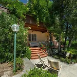 Gorgeous In Holiday home *