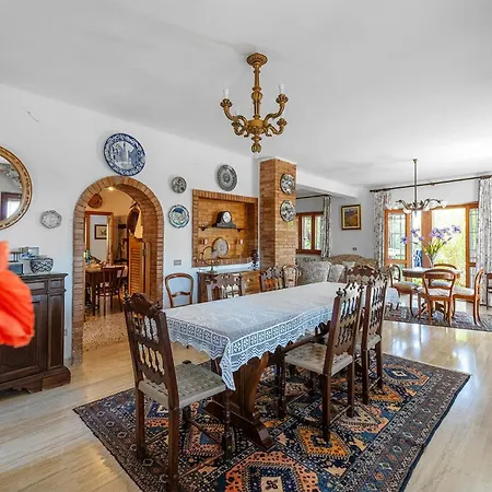 Holiday home Gorgeous In